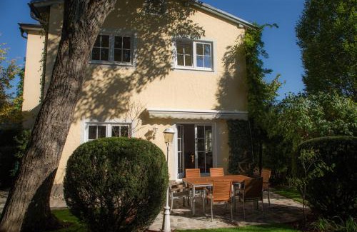 Leopoldskron-Moos Apartment | Villa Maxglan