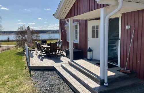 Fors Villa | Villa med sjöutsikt