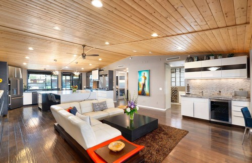 Village Grove Villa | Villa Medano: Luxe Home | Heated Infinity Pool | Minutes to Old Town Scottsdale