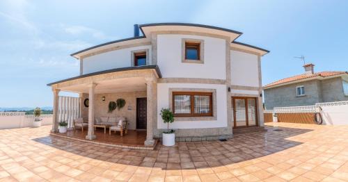 Montalvo House | Villa Montalvo Beach