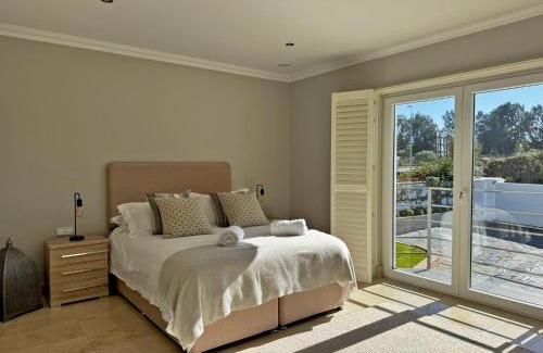 Jerez de la Frontera Villa | Villa Montecastillo - Ole Solutions