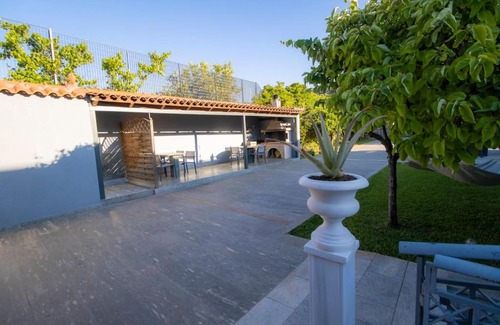 Nea Makri Villa | Villa Oasis