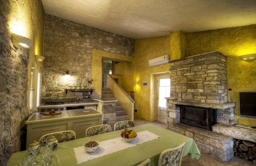 Karojba Villa | Villa Oliva. in the hearth of Istria