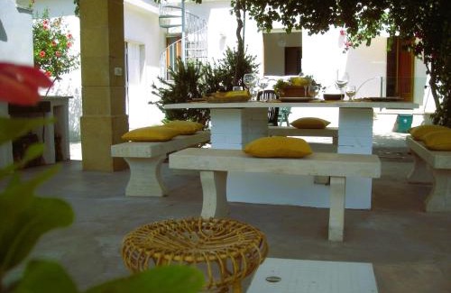 Castellammare del Golfo House | Villa On The Beach Spiaggia Plaia