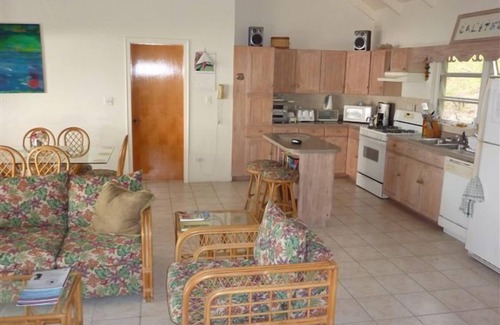 Oualie Bay Villa | Villa on the Island of Nevis above the nicest beach, sleeps 4-6