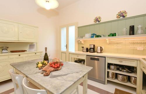 Barbarano Villa | Villa Ondina - Wonderful villa with private beach and big garden