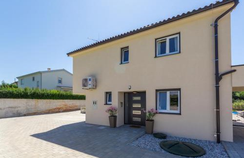 Tar-Vabriga Villa | Villa Opal