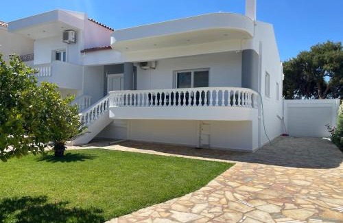 Kato Assos Villa | Villa Orangerie - Where Luxury Meets Serenity