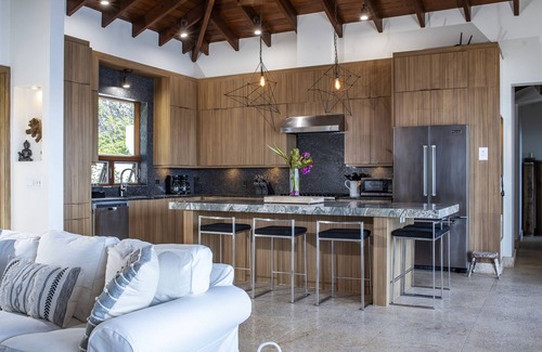 Estate Lovenlund Villa | Villa Palmera - 5-Star Modern Tropical Paradise