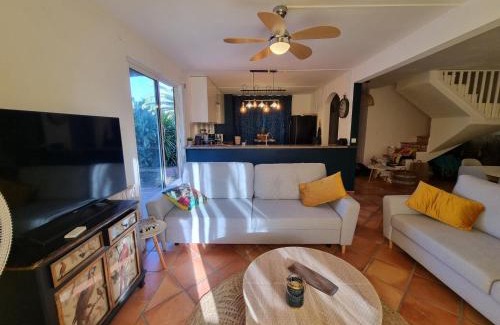 Orient Bay Villa | Villa Papaye Les Pieds Dans L'eau Orient Bay Saint Martin