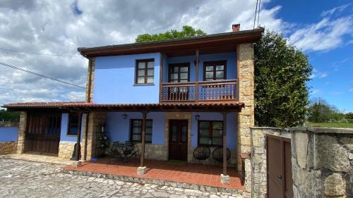 Nava House | Villa Paraes