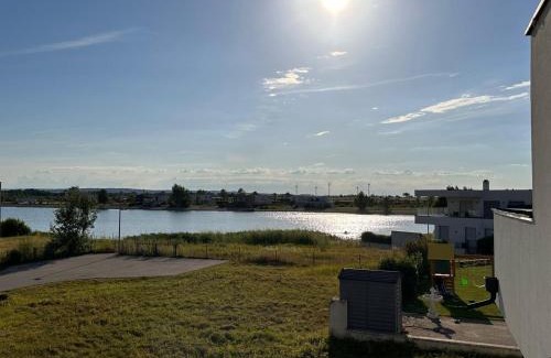 Parndorf Villa | Villa Parndorf Lake 1 next to Outlet