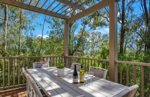 Pokolbin Villa | Villa Piccola Casa, Premier 2 Storey Villa, 2 Bedrooms, both with private ensuites, with third toilet on the ground floor