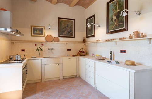 Larderello Villa | Villa Pietra Tuscany
