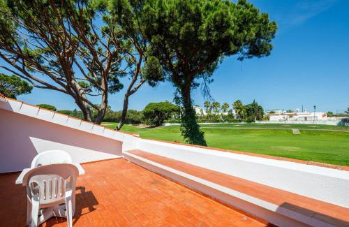 Vale do Lobo Villa | Villa Quadradinhos 38Q 4 Bedrooms Private Pool Short Walk To The Beach And Praca Vale Do Lobo