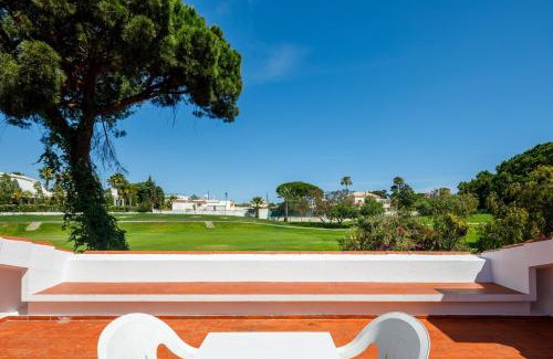 Vale do Lobo Villa | Villa Quadradinhos 38Q 4 Bedrooms Private Pool Short Walk To The Beach And Praca Vale Do Lobo