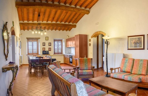 Pieve a Presciano Villa | Villa Quercina by MMega