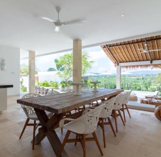 Tumbu Village Villa | Villa Rasa Senang, with private cook and pool