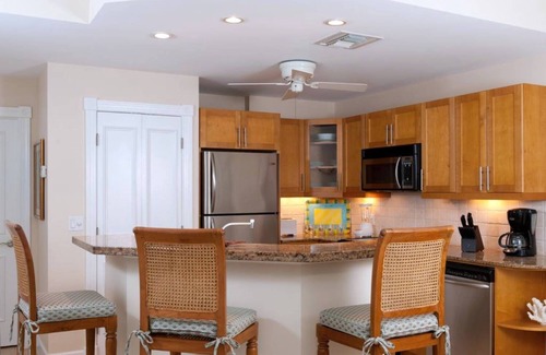 Grace Bay Condo | Villa Renaissance Unit 501 1BR Pool/Garden