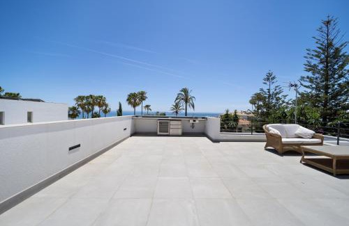 Golden Mile Villa | Villa Rio Verde beachfront