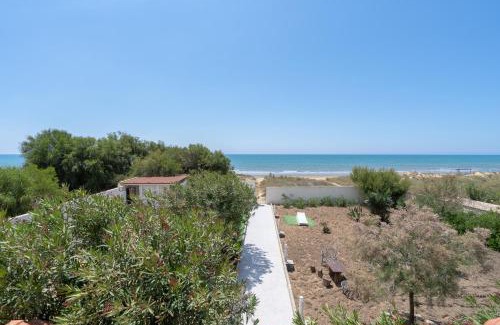 Granelli Villa | Villa Rosa con accesso sul mare