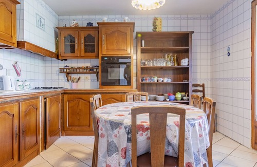 Caromb House | Villa Rose by Interhome