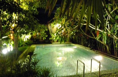 Sewon Villa | Villa Rosseno - Evelyn Private pool and Garden