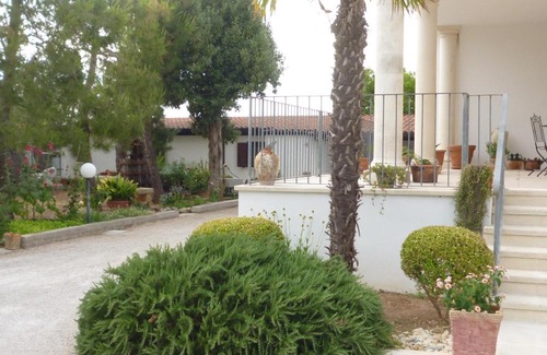 Aradeo House | Villa Rossetti