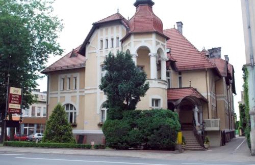 Ostrow Wielkopolski Hotel | Villa Royal