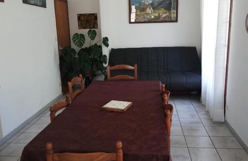 Cambo-les-Bains Apartment | villa rue gainekoa 1er étage