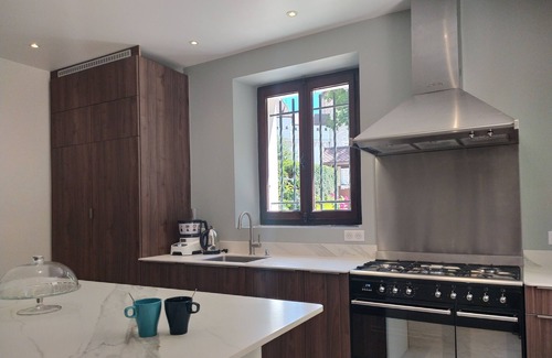 Annecy Old Town House | Villa Sérandite, garden and charm, ideal location