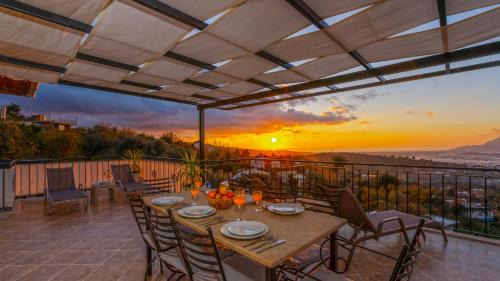 Uzumlu Villa | Villa sahin -1-3 bedroom-sleep 6 people- Villa sahin 2-1 bedroom sleep 2 people