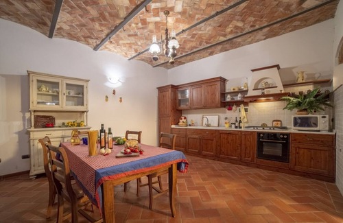 Montemurlo Villa | Villa San Giorgio, surrounded by greenery