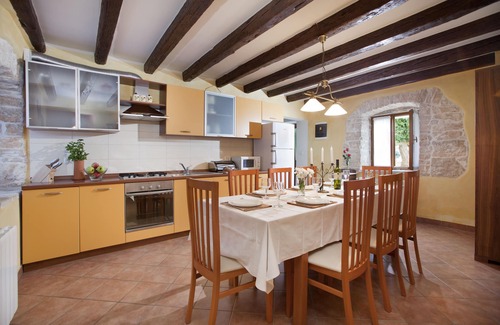 Peresiji Villa | Villa San Vincenzo - Romantic villa in Central Istria for 10 people