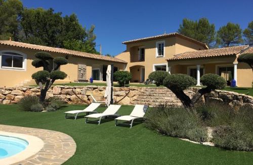 Les Arcs-sur-Argens Villa | Villa Sanata