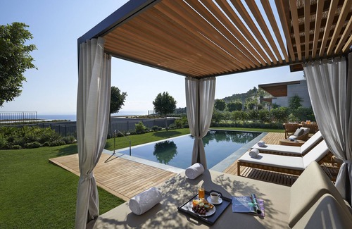 Malibu Villa | Villa Santi by LuxJB π Malibu Beachfront Mansion π Fully Staffed π 18 Guests