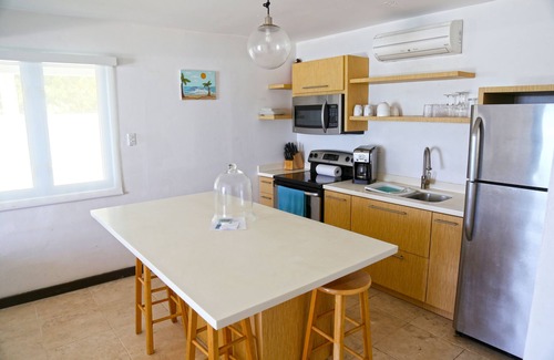 Aguacate Apartment | Villa Shacks- Unit 3