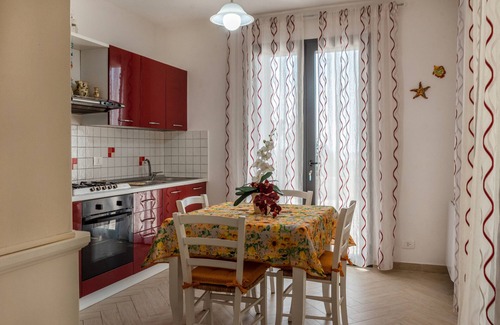 Favara Villa | Villa 'Simona with Garden' with Sea View, Wi-Fi and Air Conditioning