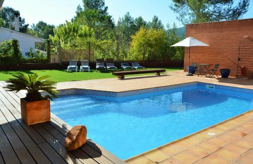 Olivella Villa | Villa Sitges Maria Sunny Oriented SW AC Confortable High Quality 5 star guest coments