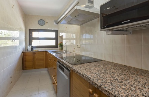 Rocafort Villa | Villa "Sleeps 10 Private Pool" with Mountain View, Private Pool & Wi-Fi