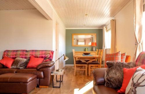 Eyre Villa | Villa Solas by Interhome