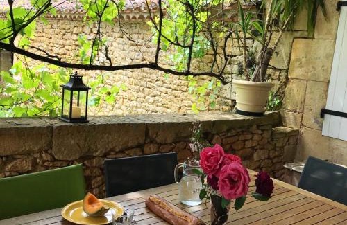 Blanquefort-sur-Briolance Villa | Villa spacieuse avec piscine privee a Blanquefort sur Briolance