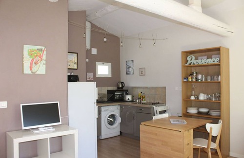 Roquefort-les-Pins House | VILLA STUDIO BETWEEN NICE AND CANNES