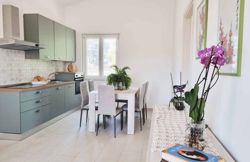 Isola di Capo Rizzuto Villa | Villa surrounded in nature
