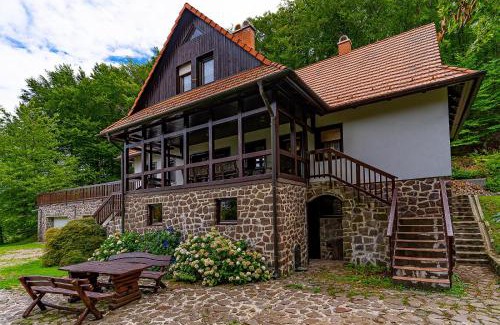 Szuha Villa | Villa Szalamandra - az Erdőszéle