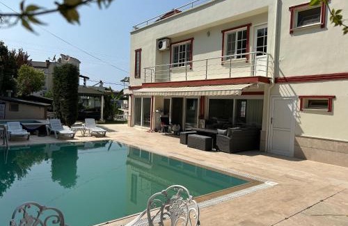 Kadıkalesi Mh. Villa | Villa Türkan