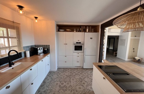Vall-Llobrega Villa | Villa 'Torre Cal Sada' with Mountain View, Wi-Fi and Air Conditioning
