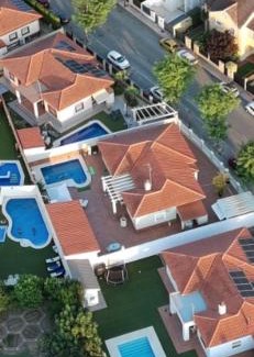 Espartinas House | Villa TRIANA con piscina