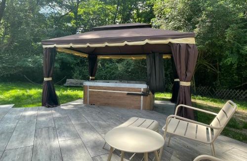 Villandry Villa | Villa Trianon Gîte 5 étoiles avec spa privé forêt Villandry