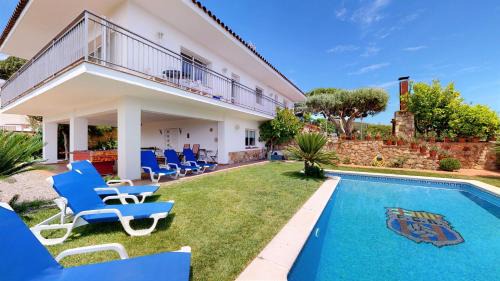 Mataro Villa | VILLA VALENTINA